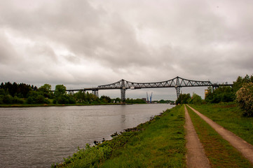 Hochbrücke Rendsburg (1911-1913) über den Nord-Ostsee-Kanal (NOK), auch Kiel Canal, Schleswig-Holstein, Deutschland