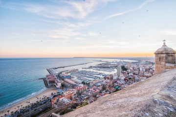 Obraz premium Santa Barbara Castle on Mount Benacantil above Alicante, Valencia, Spain
