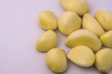 close up of a bunch of yellow apples