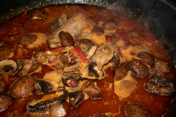 mushroom and wings spicy red curry