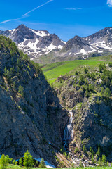 Rocca la Meja, la perla della Valle Maira in Provincia di Cuneo 
