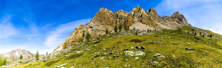 Rocca la Meja, la perla della Valle Maira in Provincia di Cuneo 