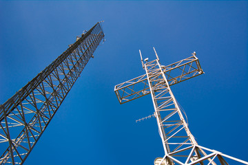 Tour de télécommunication cellulaire