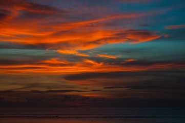 Fototapeta na wymiar Stunning dramatic sunset over the ocean.