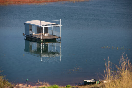 A balsa de Guap&eacute;