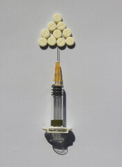 injection and pills for medic