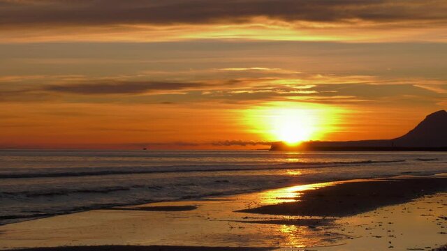 Coastal Golden Morning Sunrise, Colorful Background 4K
