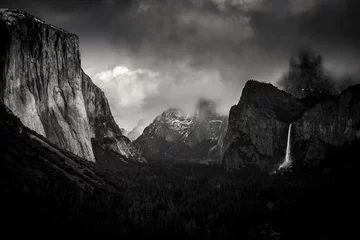Fototapeten Winter Storm on Yosemite Valley, Yosemite National Park, California © Stephen
