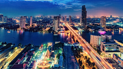 Fototapeta na wymiar Bangkok city in the evening