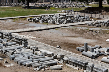  The ruins of the ancient antique city of Ephesus the library building of Celsus, the amphitheater temples and columns. Candidate for the UNESCO World Heritage List 
