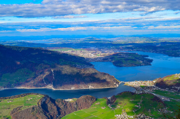 Fototapeta na wymiar Blick auf das Pilatusmassiv Luzern / Schweiz