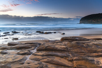 Fototapeta premium Sunrise Seascape and Low Cloud Bank
