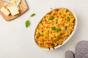 Traditional North American dish. Baked pasta with cheese.