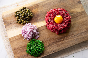 Steak tartar with egg