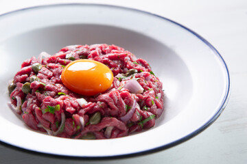 Steak tartar with egg