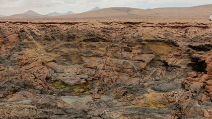 Dawn where time stands still,between the sea and the mountains