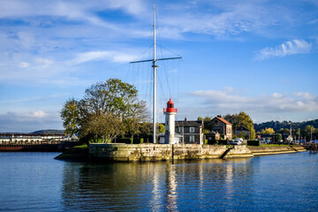 Fototapeta na wymiar Lighthouse in Honfleur river, France