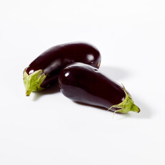 Produktaufnahme Aubergine auf weißem Untergrund