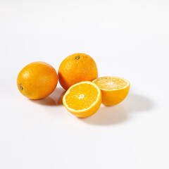 Produktaufnahme Orangen auf weißem Untergrund