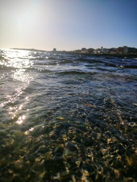 Panoramic waves