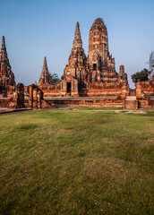 Obraz premium Wat Chaiwatthanaram temple in Ayutthaya Historical Park, Thailand