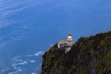 Leuchtturm am Kap Ponta do Arnel auf Sao Miguel, Azoren