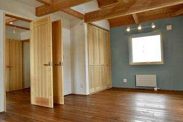 empty room with wooden door