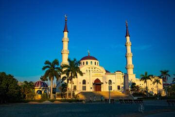 Fototapeta na wymiar A beautiful view of Al-Serkal Mosque at Phnom Penh, Cambodia.