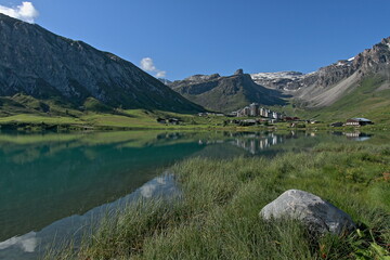 Val claret avec le lac de Tignes