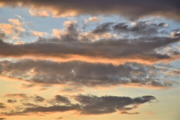 Fototapeta na wymiar Wieczorne chmury