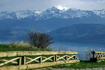 Fototapeta premium wooden bridge in the mountains