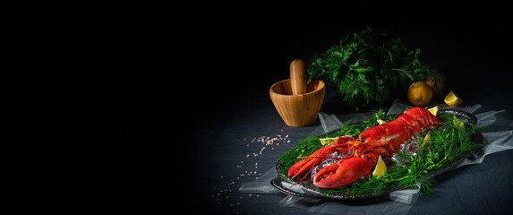 the cooked lobster on ice
