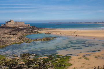 Paysage- plage en bords de mer