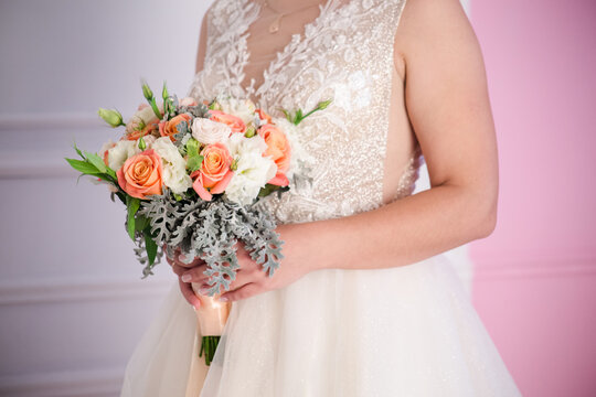 Wedding bouquet - one of the most important accessories for the bride at the wedding.
