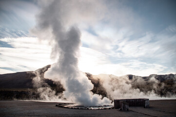 Fototapeta premium Hot geysers in the empty Atacama Desert in Chile