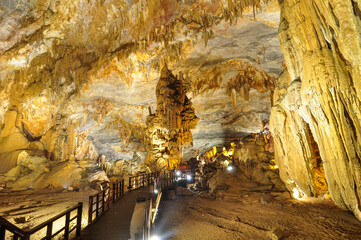 Thien Duong Cave (Paradise Cave) in Phong Nha - Ke Bang National Park, Vietnam