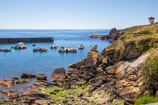 Plouhinec. Le petit port de Pors Poulhan. Finist&egrave;re. Bretagne	