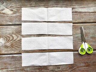 Paper napkin cut into 4 parts, for teaching children's craft, 