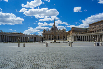 Fototapeta na wymiar Saint Peter's Basilica and square in Vatican City, Rome, Italy