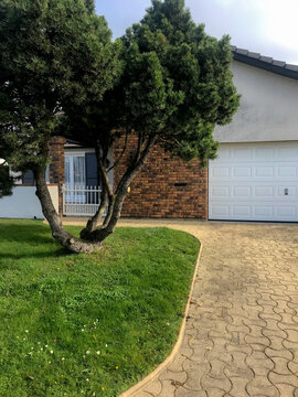 French suburbian house 2