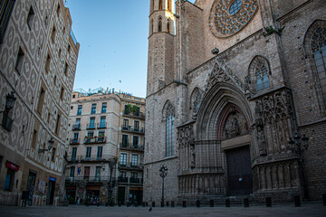 Fototapeta na wymiar El Born - Basílica de Santa Maria del Mar