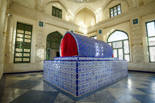 11th century Tomb of Hajib Yusuf Khass Balasaguni in Kashgar, Xinjiang, China. Quranic verses written in arabic on the facade.
