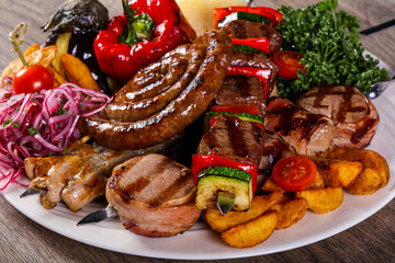 Pork and vegetables barbeque