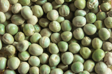 Dried green peas which is good in fiber content.