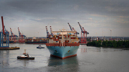 Container ship in the Port of Hamburg 