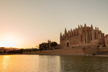 Fototapeta na wymiar Palma de Mallorca cathedral at sunset down view. Horizontal.