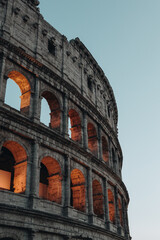 Fototapeta premium colosseum at sunset rome ancient sun