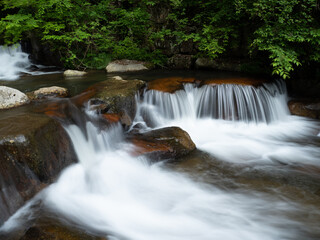 滝　広島県加計町 深山峡　水の流れ