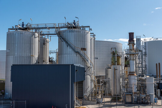 Oil And Gas Plant In Australia