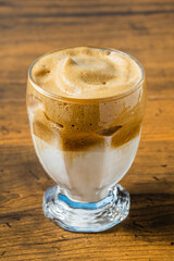ダルゴナコーヒー　Korean whipped coffee (Dalgona coffee)